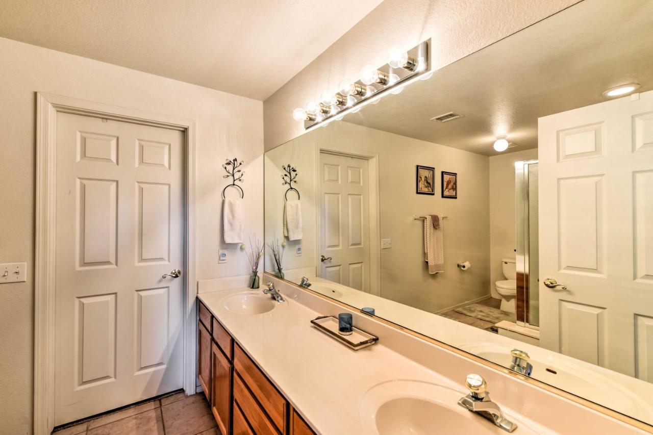 Phoenix Condo With Balcony And Spa - 14 Mi To Downtown Exterior foto